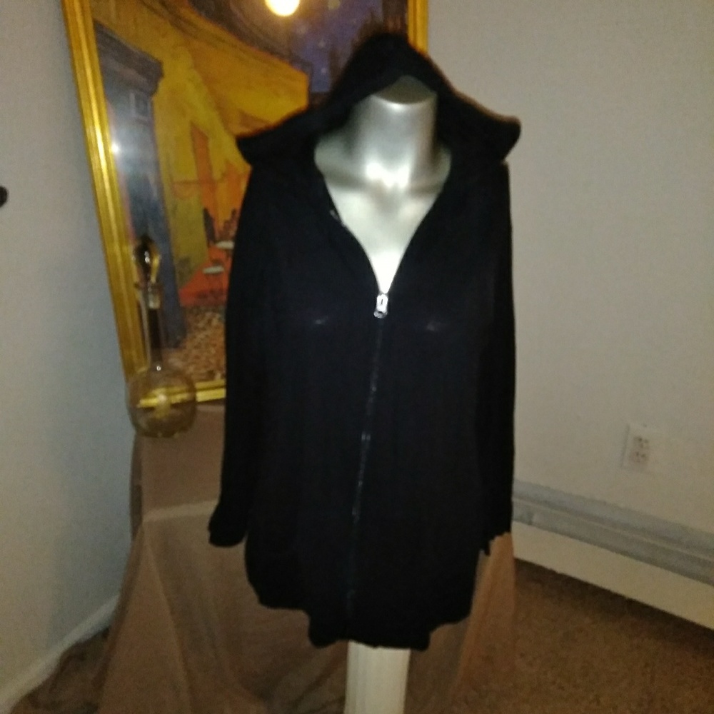 Lightweight hoodie